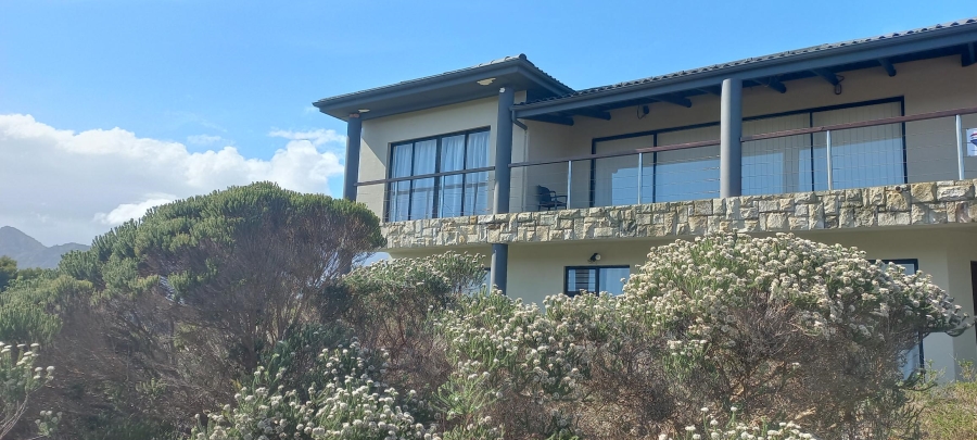 4 Bedroom Property for Sale in Pringle Bay Western Cape